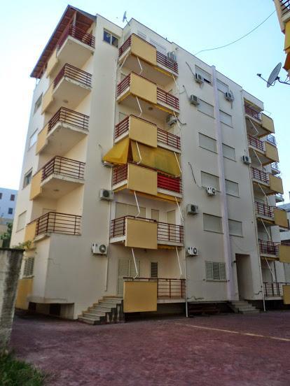 Aldom Apartments Дуррес Экстерьер фото