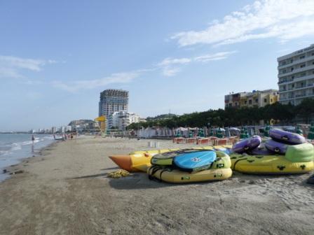 Aldom Apartments Дуррес Экстерьер фото